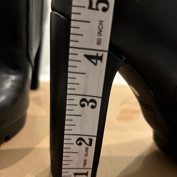 Women's Graciie Platform Booties Size US 6.5Color:Black…NIB - Picture 5 of 7